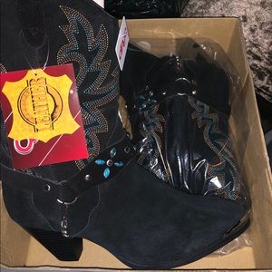 Women’s Dingo Cowboy Boots